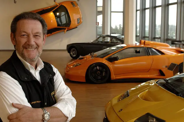 Lamborghini Legends Dream Car Tour with Valentino Balboni • Italia