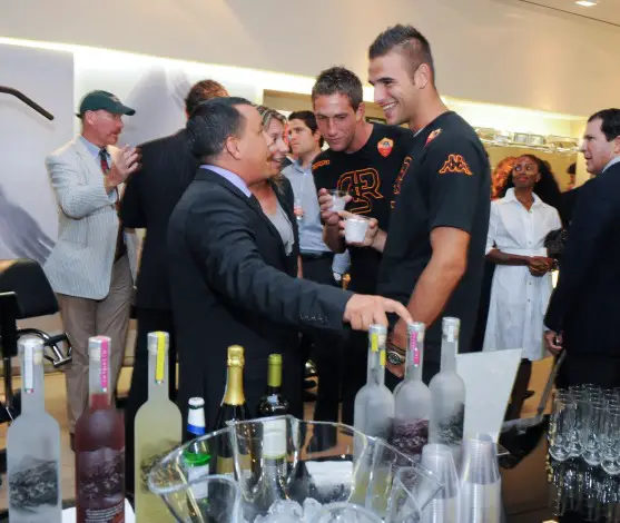 Frank Guerrera talks Punzoné with AS Roma players at TechnoGym reception NYC