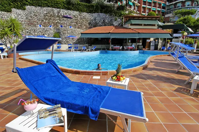Hotel Delfino Sorrento pool