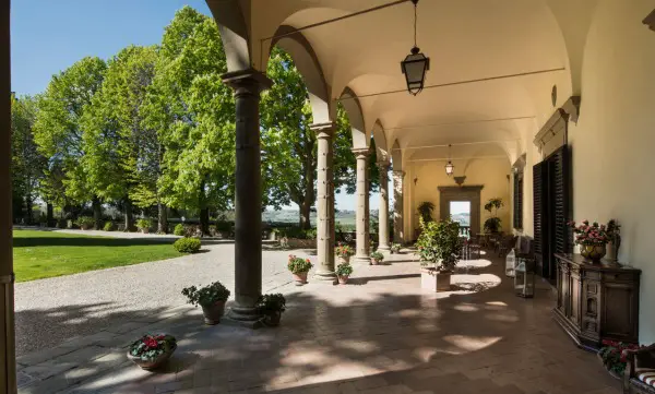 Villa Il Poggiale loggia