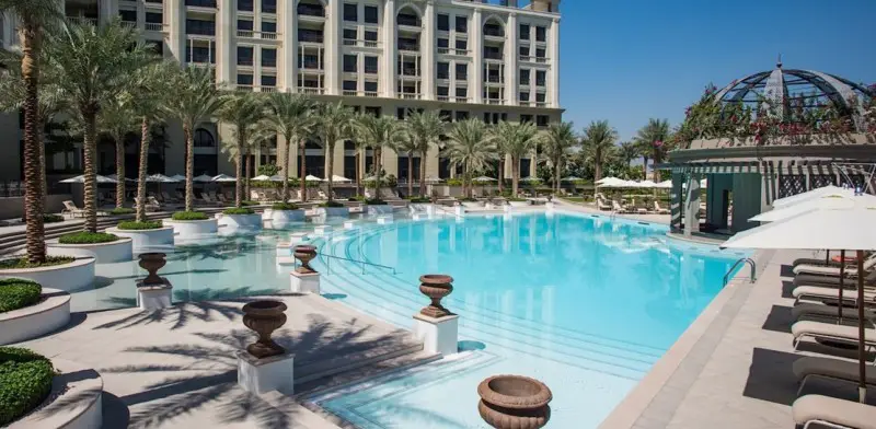 Palazzo Versace Dubai pool