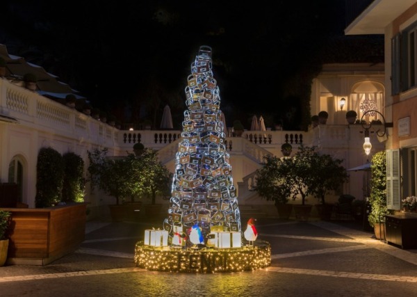Christmas tree Hotel de Russie FENDI