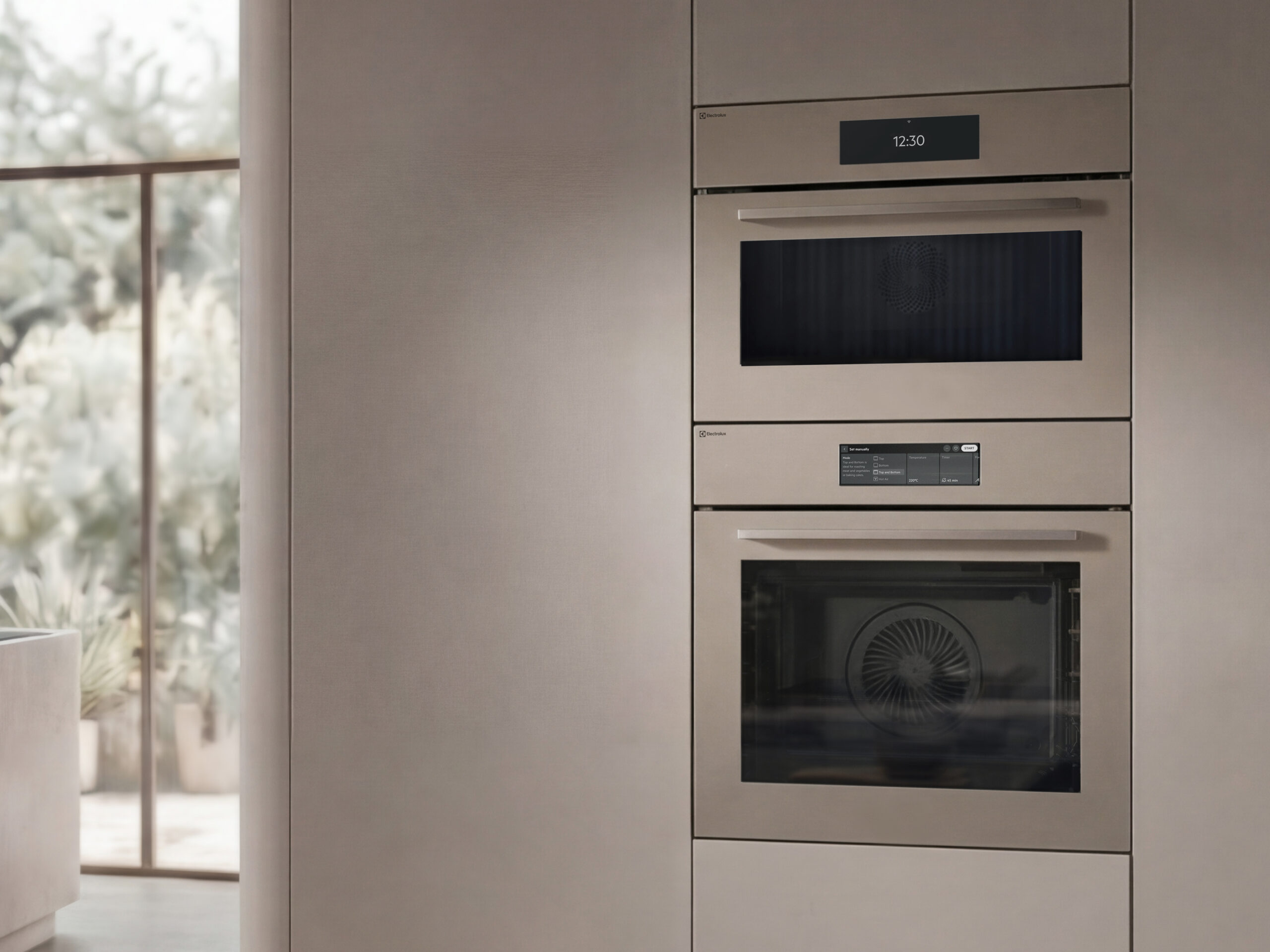 Electrolux VC PRESS L Nude Context scaled